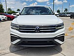 Used 2022 VOLKSWAGEN TIGUAN 2.0T SE FWD in DAVIE, FLORIDA (Photo 4)