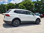 Used 2022 VOLKSWAGEN TIGUAN 2.0T SE FWD in DAVIE, FLORIDA (Photo 6)
