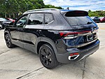 Used 2025 VOLKSWAGEN TAOS SE FWD in DAVIE, FLORIDA (Photo 7)