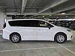 Used 2025 CHRYSLER PACIFICA SELECT FWD in DAVIE, FLORIDA (Photo 2)