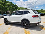 Used 2023 VOLKSWAGEN ATLAS 3.6L V6 SE W/TECHNOLOGY FWD in DAVIE, FLORIDA (Photo 7)