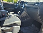 Used 2022 VOLKSWAGEN TIGUAN 2.0T SE FWD in DAVIE, FLORIDA (Photo 17)
