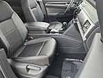 Used 2023 VOLKSWAGEN ATLAS 2.0T SE W/TECHNOLOGY FWD in DAVIE, FLORIDA (Photo 17)