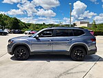 Used 2022 VOLKSWAGEN ATLAS 2.0T SE W/TECHNOLOGY FWD in DAVIE, FLORIDA (Photo 3)
