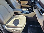 Used 2022 TOYOTA HIGHLANDER XLE FWD in DAVIE, FLORIDA (Photo 21)