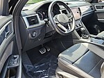Used 2021 VOLKSWAGEN ATLAS CROSS SPORT 3.6L V6 SE W/TECHNOLOGY R-LINE FWD in DAVIE, FLORIDA (Photo 11)