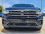 Used 2021 VOLKSWAGEN ATLAS CROSS SPORT 3.6L V6 SE W/TECHNOLOGY R-LINE FWD in DAVIE, FLORIDA (Photo 4)