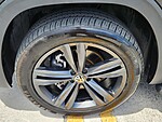 Used 2021 VOLKSWAGEN ATLAS CROSS SPORT 3.6L V6 SE W/TECHNOLOGY R-LINE FWD in DAVIE, FLORIDA (Photo 9)