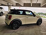 Used 2017 MINI HARDTOP 2 DOOR COOPER FWD in DAVIE, FLORIDA (Photo 6)