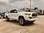 Used 2017 TOYOTA TACOMA LIMITED DOUBLE CAB 5' BED V6 4X4 AT in DAVIE, FLORIDA (Photo 1)