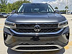 Used 2023 VOLKSWAGEN TAOS SE FWD in DAVIE, FLORIDA (Photo 4)