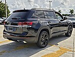 Used 2023 VOLKSWAGEN ATLAS 3.6L V6 SE W/TECHNOLOGY FWD in DAVIE, FLORIDA (Photo 5)