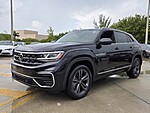 Used 2021 VOLKSWAGEN ATLAS CROSS SPORT 3.6L V6 SE W/TECHNOLOGY R-LINE FWD in DAVIE, FLORIDA (Photo 8)