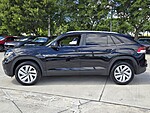 Used 2023 VOLKSWAGEN ATLAS CROSS SPORT 2.0T SE W/TECHNOLOGY FWD in DAVIE, FLORIDA (Photo 3)