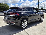 Used 2023 VOLKSWAGEN ATLAS CROSS SPORT 2.0T SE W/TECHNOLOGY FWD in DAVIE, FLORIDA (Photo 6)