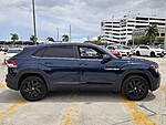 Used 2022 VOLKSWAGEN ATLAS CROSS SPORT 3.6L V6 SE W/TECHNOLOGY 4MOTION in DAVIE, FLORIDA (Photo 2)