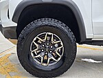 Used 2024 CHEVROLET COLORADO 4WD CREW CAB ZR2 in DAVIE, FLORIDA (Photo 10)