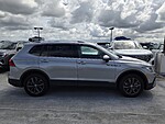 Used 2022 VOLKSWAGEN TIGUAN 2.0T SE FWD in DAVIE, FLORIDA (Photo 3)