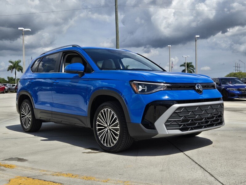 Used 2025 Volkswagen Taos SE FWD in DAVIE, FLORIDA