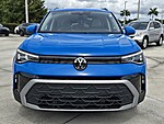 Used 2025 Volkswagen Taos SE FWD in DAVIE, FLORIDA (Photo 4)