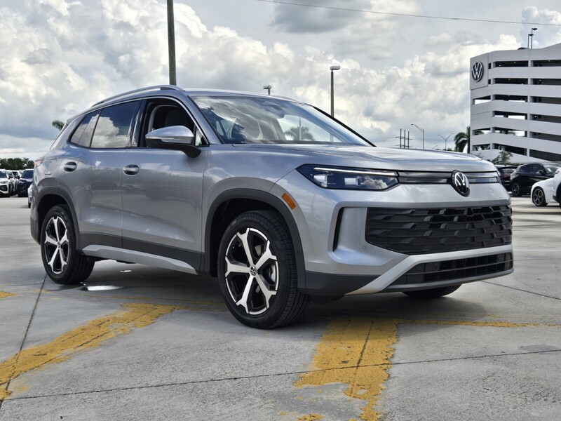 Used 2025 Volkswagen Tiguan 2.0T SE FWD in DAVIE, FLORIDA