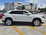 Used 2021 Volkswagen Atlas Cross Sport 3.6L V6 SEL FWD in DAVIE, FLORIDA (Photo 2)