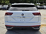 Used 2021 Volkswagen Atlas Cross Sport 3.6L V6 SEL FWD in DAVIE, FLORIDA (Photo 5)