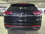 Used 2022 Volkswagen Atlas Cross Sport 2.0T SE W/TECHNOLOGY 4MOTION in DAVIE, FLORIDA (Photo 5)