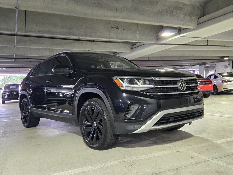 Used 2022 Volkswagen Atlas Cross Sport 2.0T SE W/TECHNOLOGY 4MOTION in DAVIE, FLORIDA