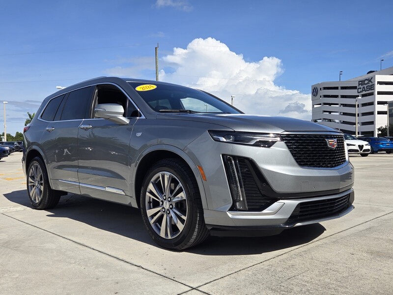 Used 2024 CADILLAC XT6 FWD 4DR PREMIUM LUXURY in DAVIE, FLORIDA