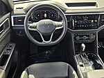 Used 2022 Volkswagen Atlas Cross Sport 2.0T SE W/TECHNOLOGY FWD in DAVIE, FLORIDA (Photo 12)