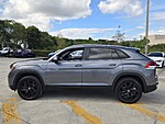 Used 2022 Volkswagen Atlas Cross Sport 2.0T SE W/TECHNOLOGY FWD in DAVIE, FLORIDA (Photo 3)