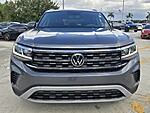Used 2022 Volkswagen Atlas Cross Sport 2.0T SE W/TECHNOLOGY FWD in DAVIE, FLORIDA (Photo 4)