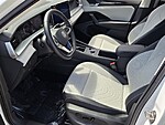 Used 2025 Volkswagen Tiguan 2.0T SE FWD in DAVIE, FLORIDA (Photo 10)