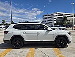 Used 2022 Volkswagen Atlas 2.0T SE W/TECHNOLOGY FWD in DAVIE, FLORIDA (Photo 2)