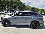 Used 2021 Volkswagen Tiguan 2.0T SE R-LINE BLACK FWD in DAVIE, FLORIDA (Photo 3)