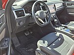 Used 2022 Volkswagen Atlas Cross Sport 3.6L V6 SEL R-LINE 4MOTION in DAVIE, FLORIDA (Photo 10)