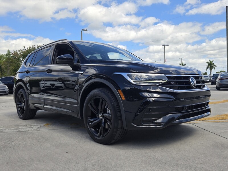 Used 2023 Volkswagen Tiguan 2.0T SE R-LINE BLACK FWD in DAVIE, FLORIDA