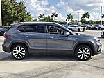 Used 2022 Volkswagen Taos SE FWD in DAVIE, FLORIDA (Photo 2)