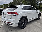 Used 2022 Volkswagen Atlas Cross Sport 2.0T SEL R-LINE 4MOTION in DAVIE, FLORIDA (Photo 7)