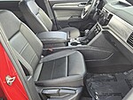Used 2023 Volkswagen Atlas Cross Sport 3.6L V6 SE W/TECHNOLOGY FWD in DAVIE, FLORIDA (Photo 15)