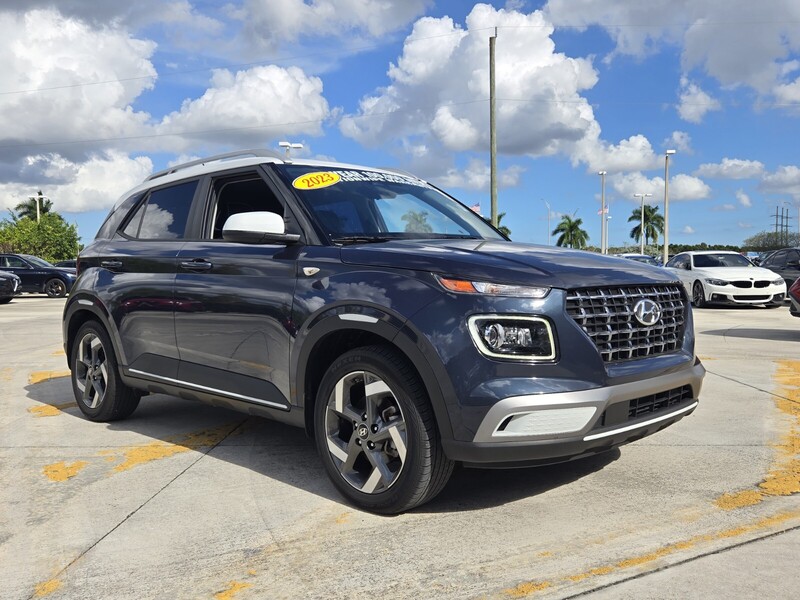 Used 2023 HYUNDAI VENUE LIMITED IVT in DAVIE, FLORIDA