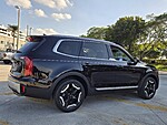 Used 2023 KIA TELLURIDE S FWD in DAVIE, FLORIDA (Photo 7)