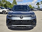 Used 2025 Volkswagen Tiguan 2.0T SE R-LINE BLACK 4MOTION in DAVIE, FLORIDA (Photo 5)