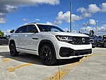 Used 2022 Volkswagen Atlas Cross Sport 3.6L V6 SEL R-LINE BLACK 4MOTION in DAVIE, FLORIDA (Photo 1)