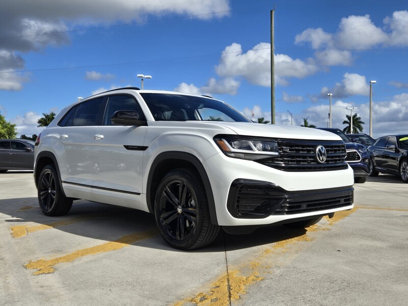 Used 2022 Volkswagen Atlas Cross Sport 3.6L V6 SEL R-LINE BLACK 4MOTION in DAVIE, FLORIDA