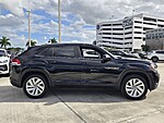 Used 2022 Volkswagen Atlas Cross Sport 3.6L V6 SE W/TECHNOLOGY 4MOTION in DAVIE, FLORIDA (Photo 3)