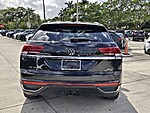 Used 2022 Volkswagen Atlas Cross Sport 3.6L V6 SE W/TECHNOLOGY 4MOTION in DAVIE, FLORIDA (Photo 6)