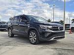 Used 2022 Volkswagen Taos SE FWD in DAVIE, FLORIDA (Photo 1)