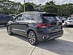 Used 2022 Volkswagen Taos SE FWD in DAVIE, FLORIDA (Photo 8)